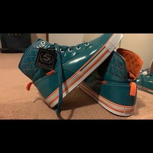 Shmack mid tops